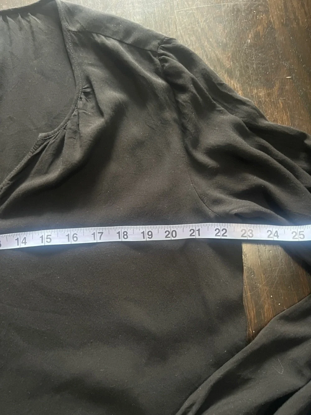 Old Navy Black V-Neck Long Sleeve Top with Gathered Neckline XL TALL - Picture 4 of 8